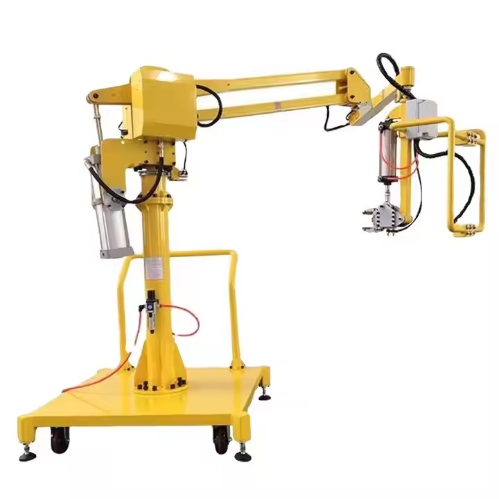 Mobile Safety Manipulator Assisted Robotic Arm Suitable for Multifunctional Handling